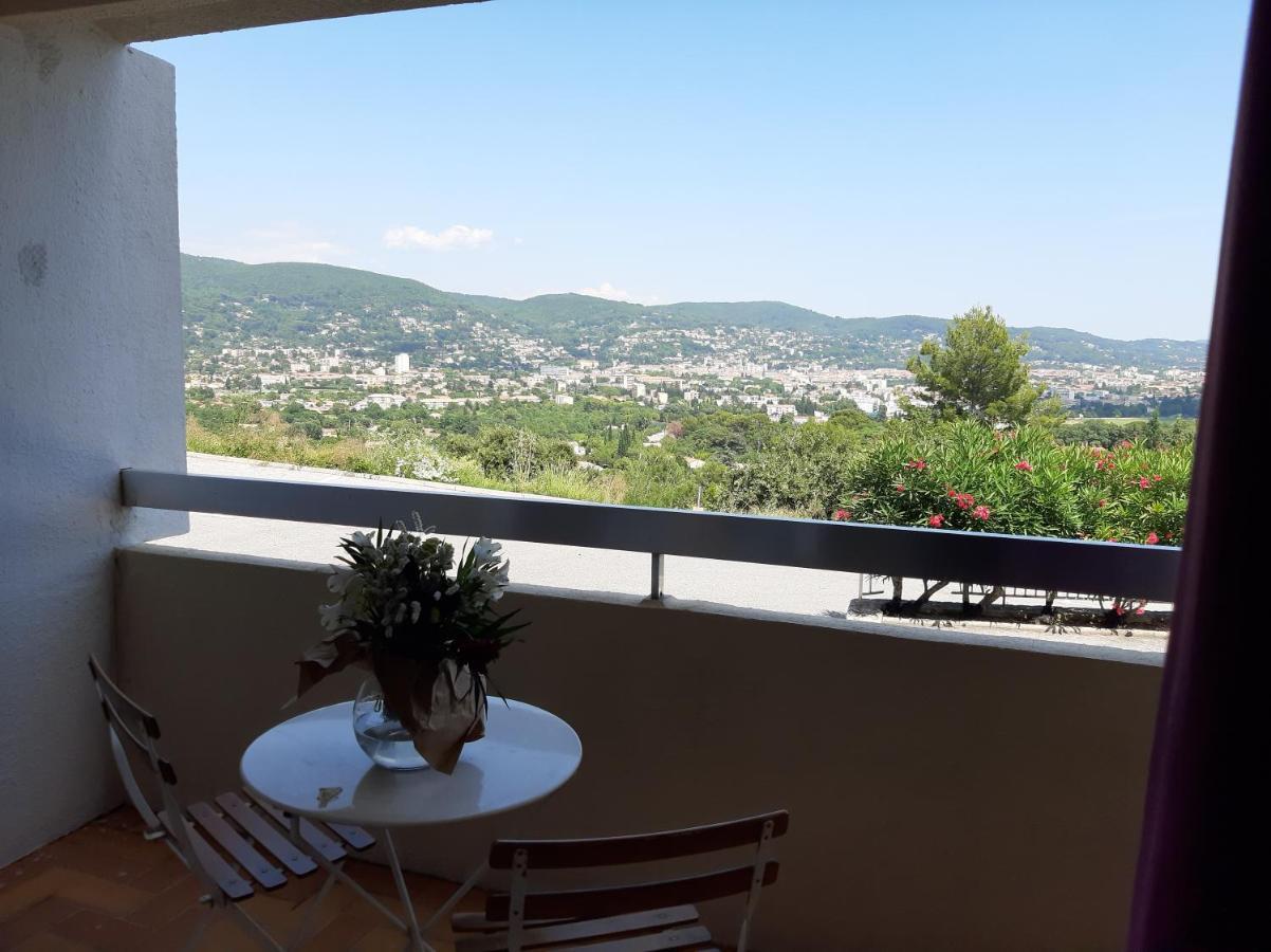 Logis Hotel Le Col De L'Ange دْراجينْيا المظهر الخارجي الصورة