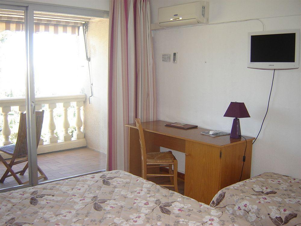 Logis Hotel Le Col De L'Ange دْراجينْيا المظهر الخارجي الصورة
