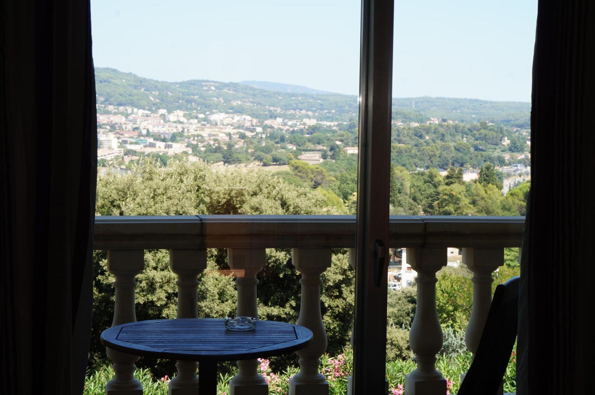 Logis Hotel Le Col De L'Ange دْراجينْيا الغرفة الصورة