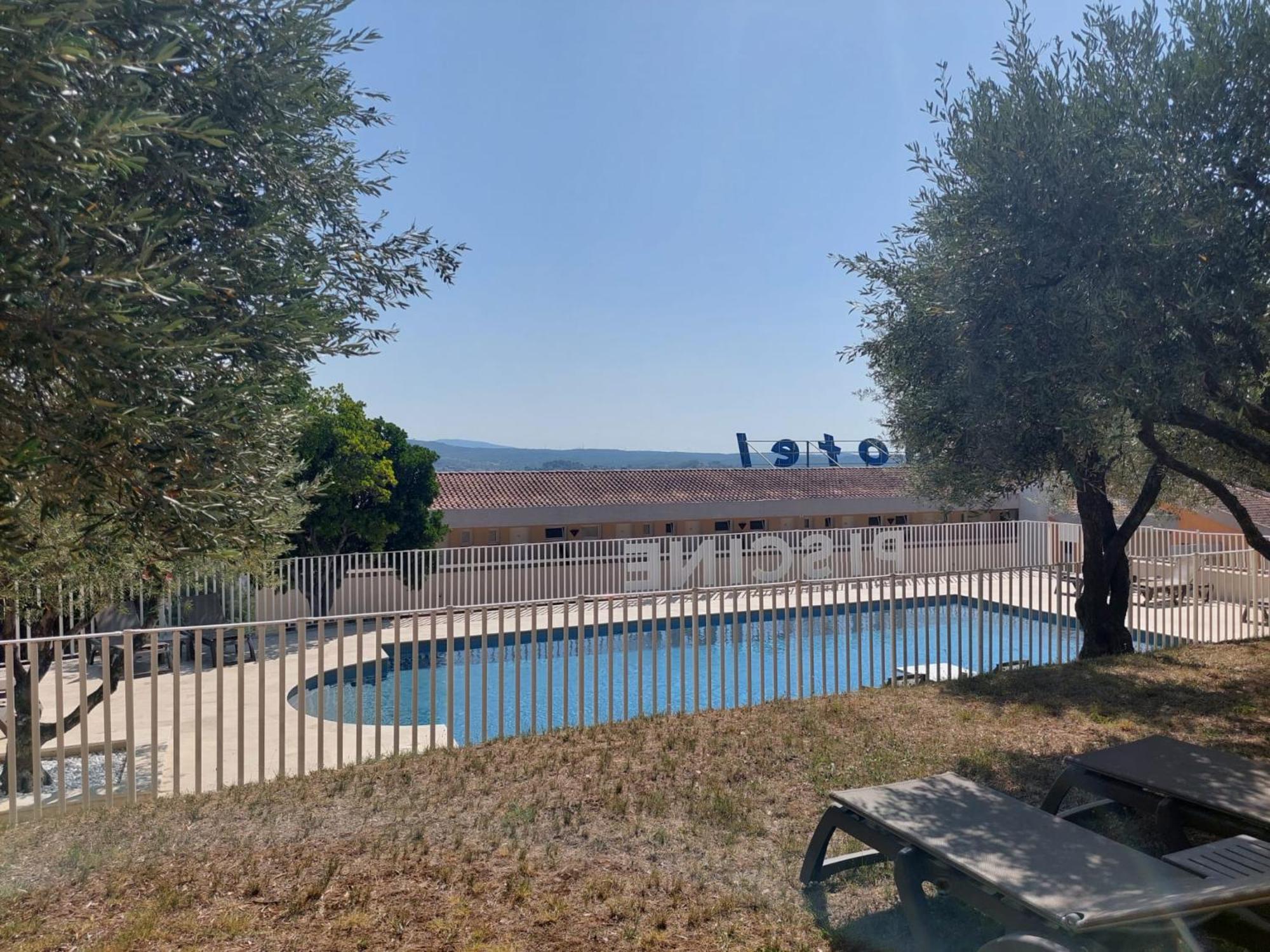 Logis Hotel Le Col De L'Ange دْراجينْيا المظهر الخارجي الصورة