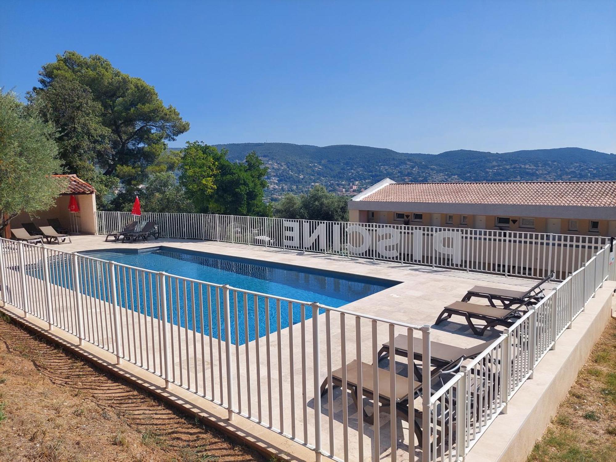 Logis Hotel Le Col De L'Ange دْراجينْيا المظهر الخارجي الصورة