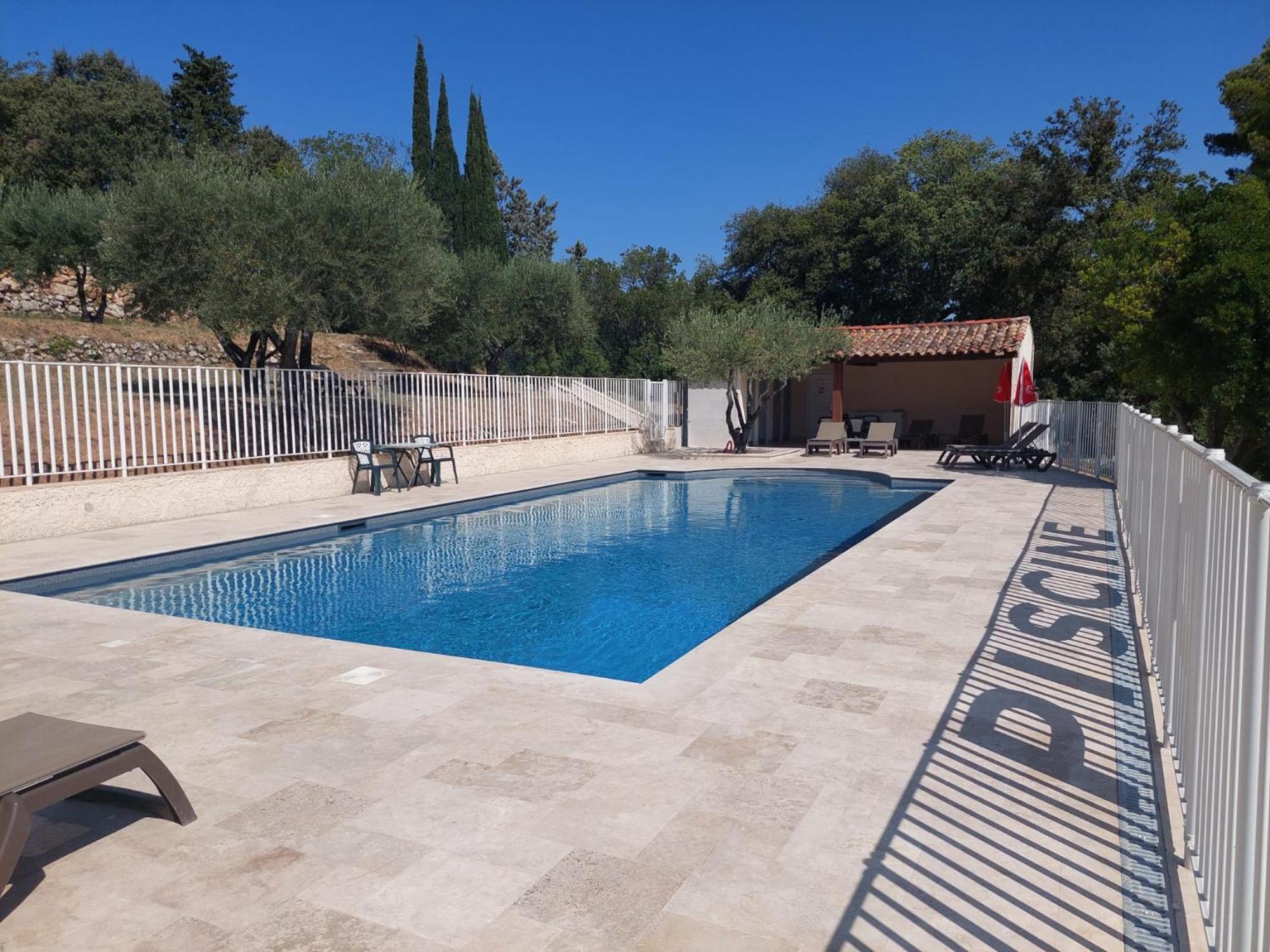 Logis Hotel Le Col De L'Ange دْراجينْيا المظهر الخارجي الصورة