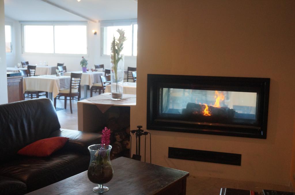 Logis Hotel Le Col De L'Ange دْراجينْيا المظهر الخارجي الصورة