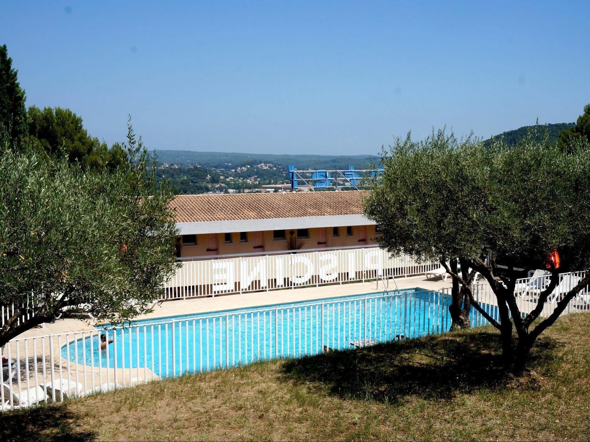 Logis Hotel Le Col De L'Ange دْراجينْيا المظهر الخارجي الصورة