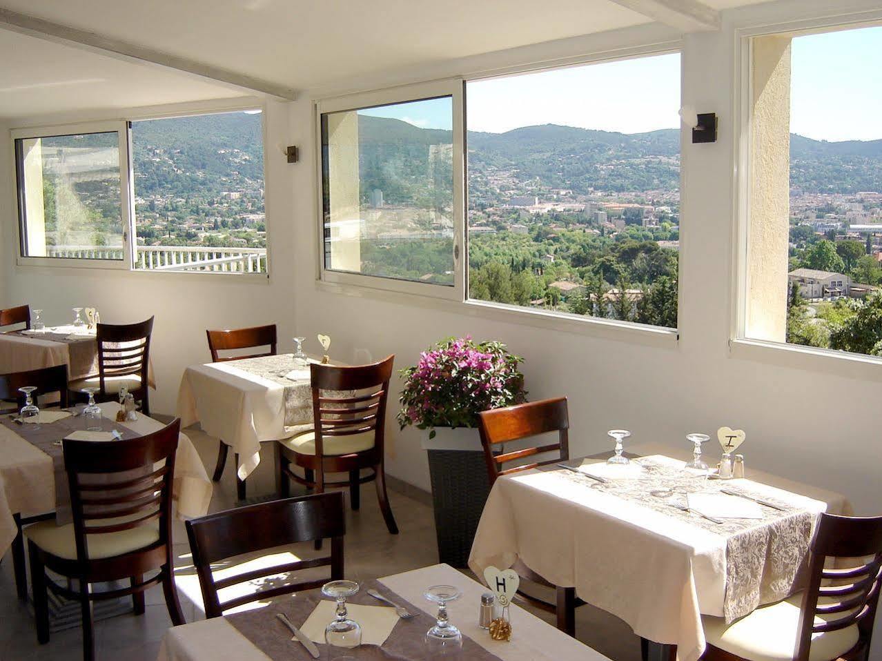 Logis Hotel Le Col De L'Ange دْراجينْيا المظهر الخارجي الصورة